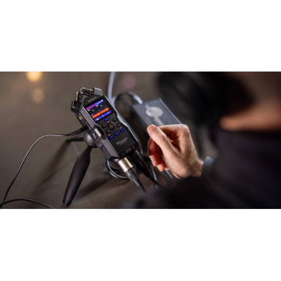 Zoom H4 Essential 4-Track Handy Audio Recorder