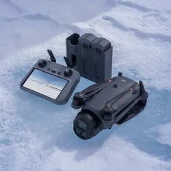 DJI Mavic 4 Pro Fly More Combo